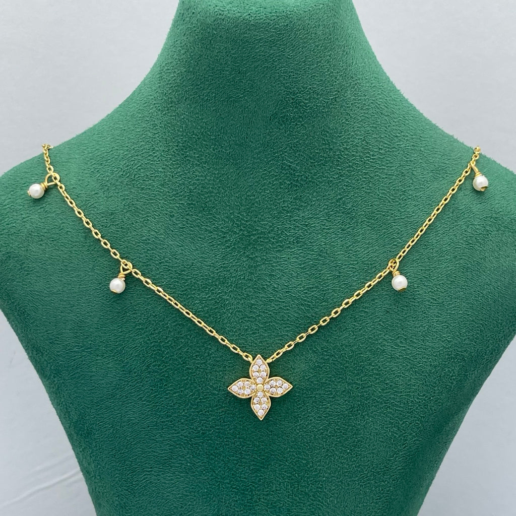 Crystal Fleur Pearl Chain Set