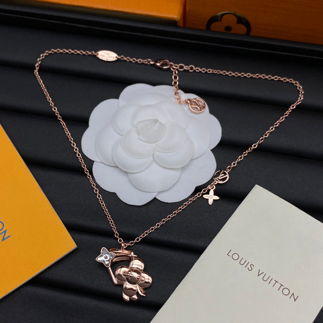 3D Puffy Bear Holding Star Flower Charm Cable Chain Necklace