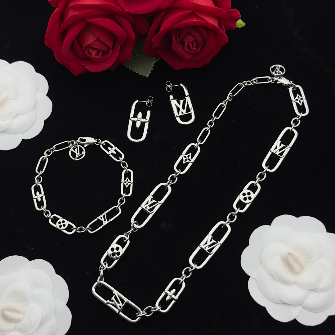 Chunky Logo Paperclip Chain Jewelry Set