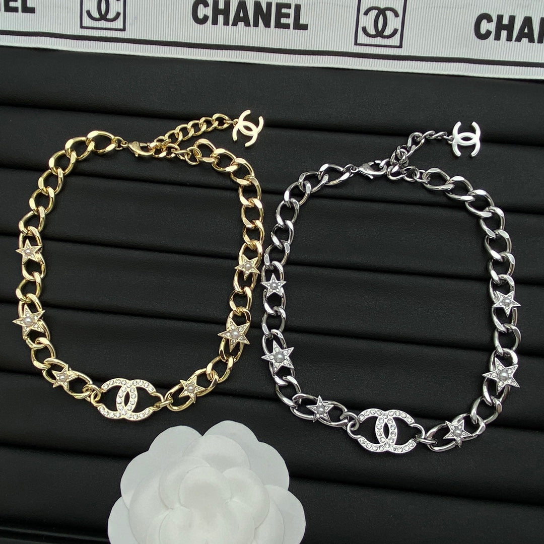 CC Pavé & Pearl Star Chunky Curb Chain Choker Necklace – Gold & Silver