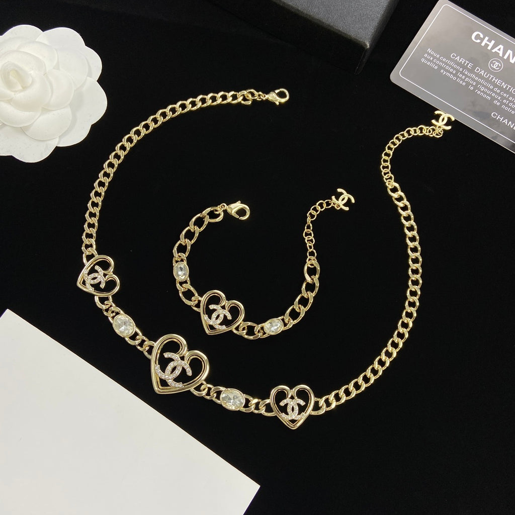 Hollow Heart & Crystal Charm Cuban Chain Jewelry Set