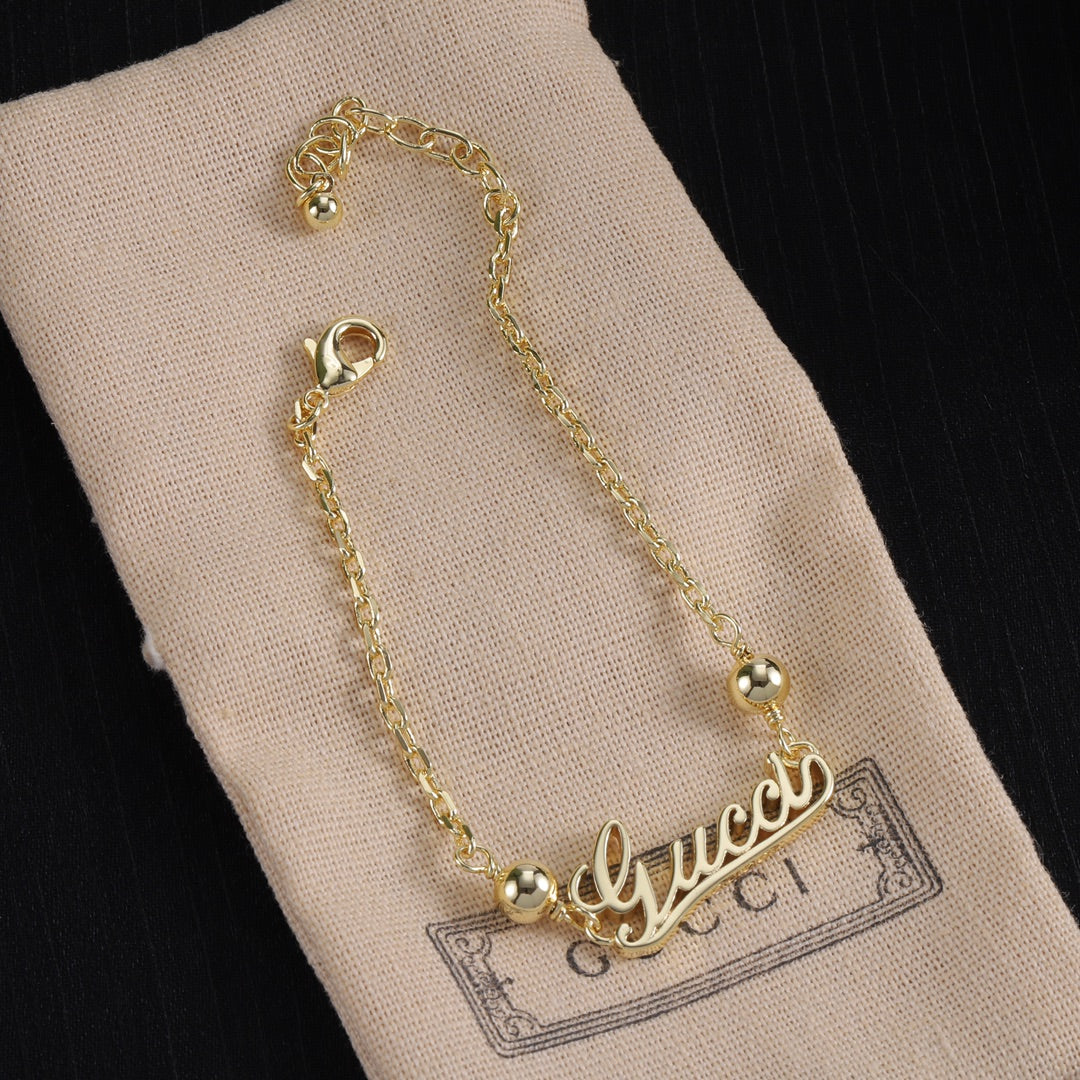 Cursive Chain Jewelry Set