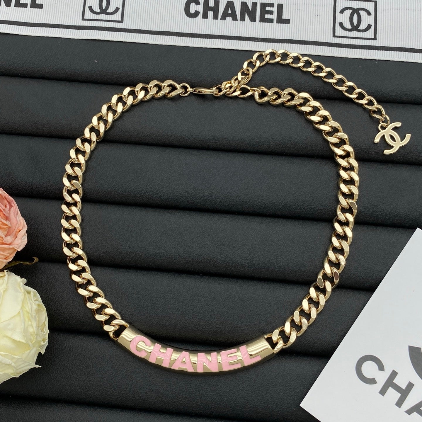 Engraved Chunky Chain Style (Gold/Pink)