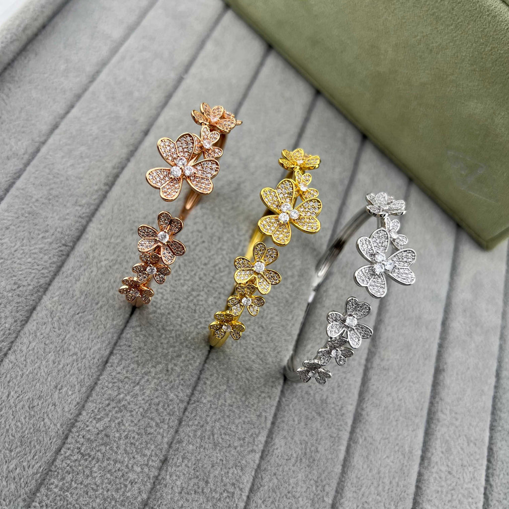 Clover Full Diamond Blossom Bracelet