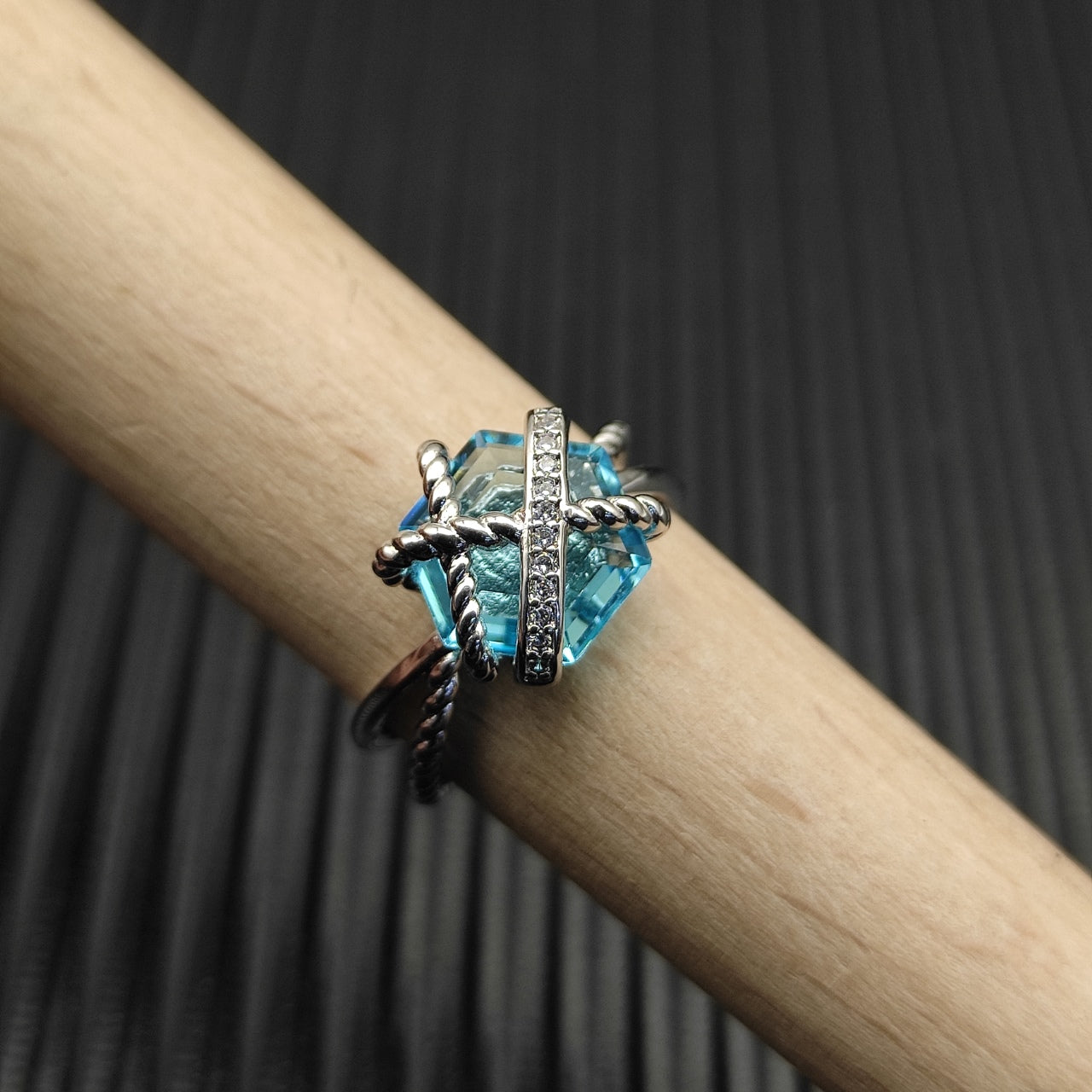 Pavé X-Frame Crystal Jewelry Set