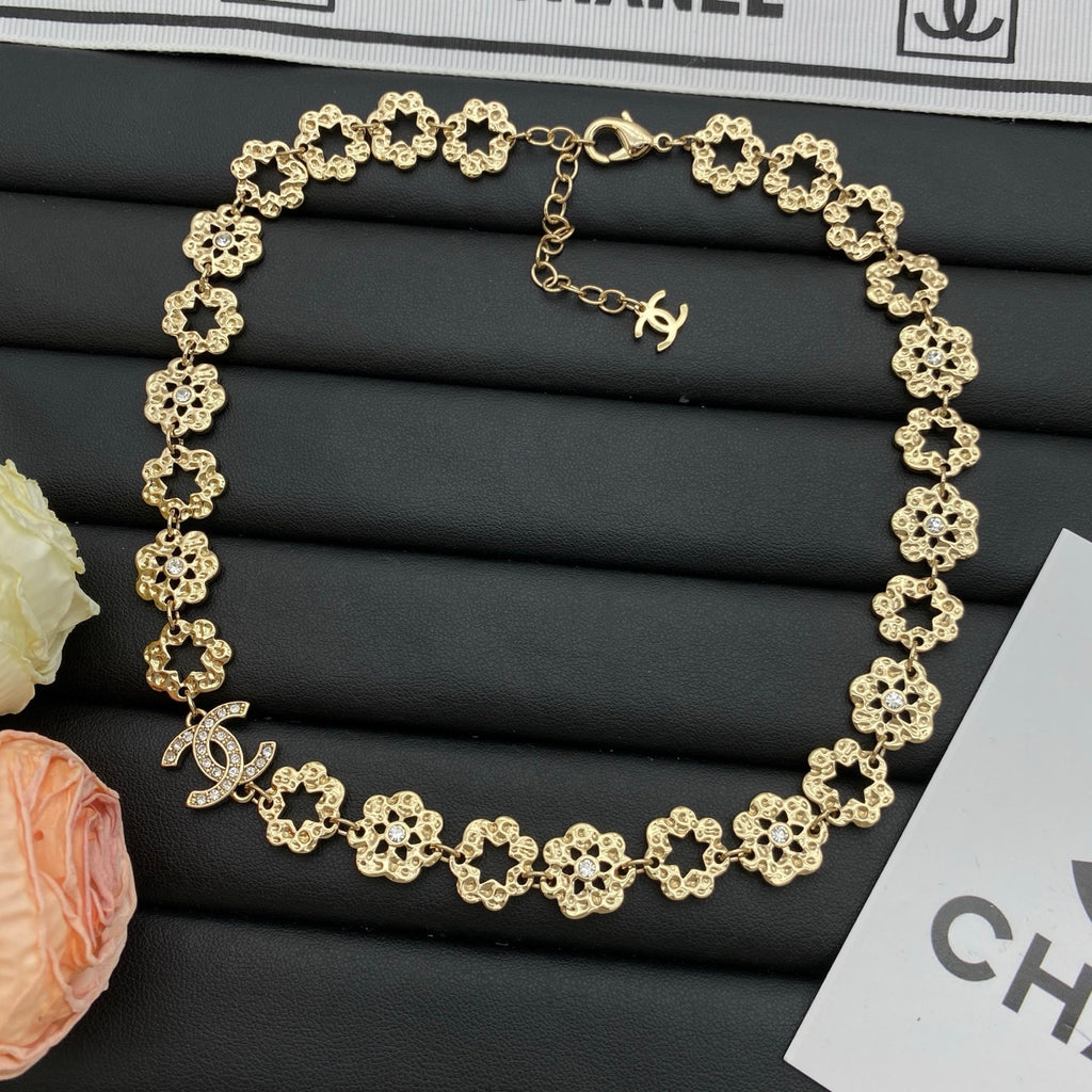 Crystal Floral Link Chain Choker Necklace – Gold & Silver
