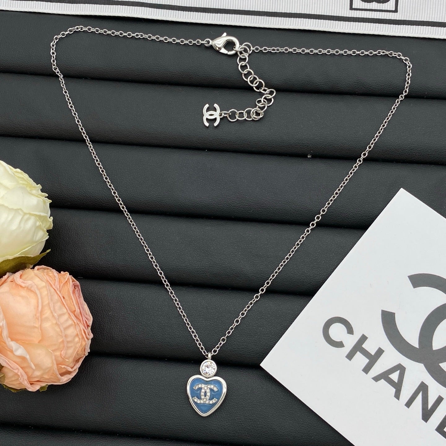 Enamel Heart & Crystal Drop Pendant Necklace – Beige & Navy Blue