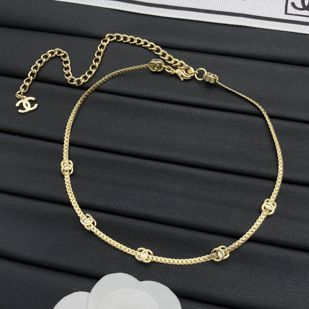 CC Ring Station Double-Layer Chain Choker Necklace – Gold & Silver