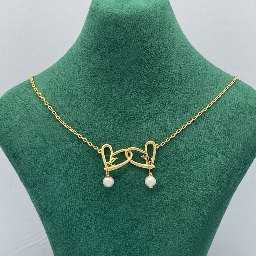 Love Letter Pearl Chain Set