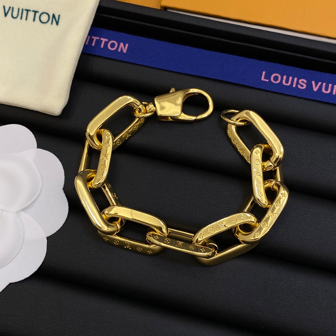 Bold Monogram Chain Link Jewelry Set