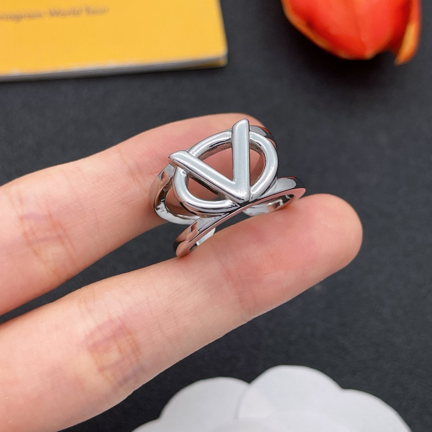Minimalist V-Letter Logo 4-Piece Jewelry Set