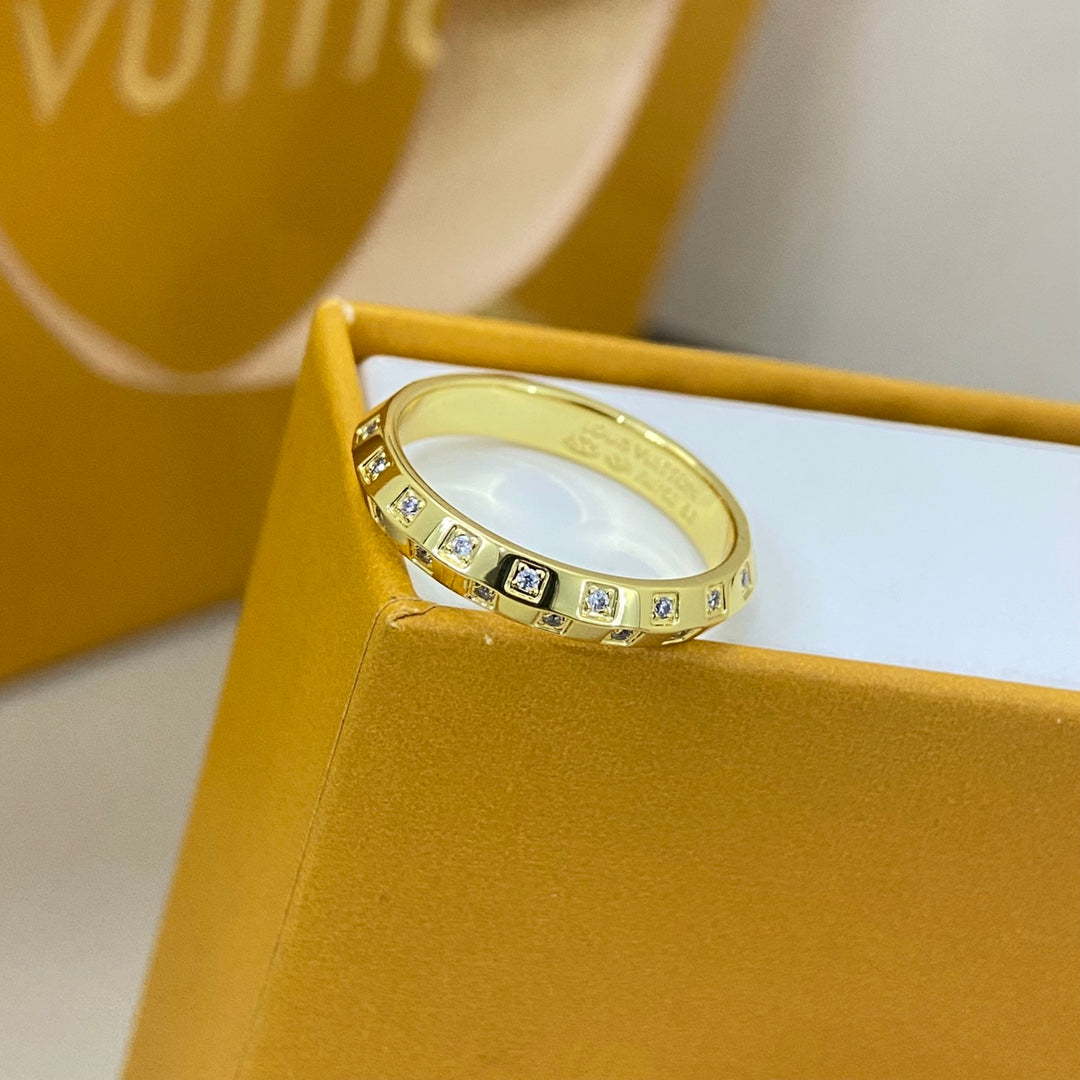 Narrow Diamond-Set Square-Cut Ring