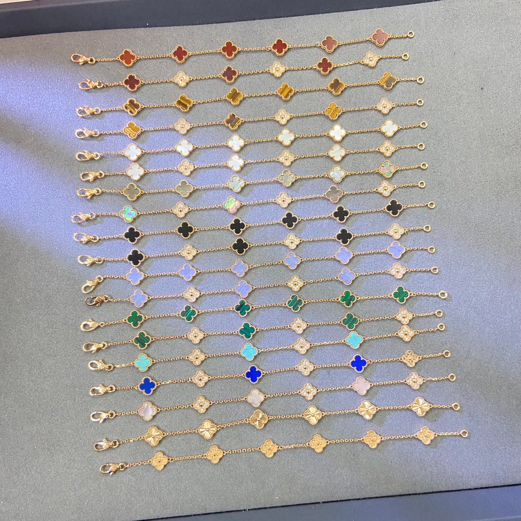 Mini Five-Flower Bracelet