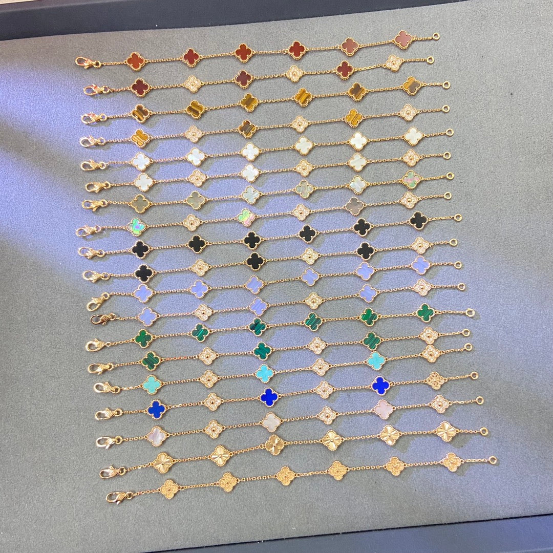 Mini Five-Flower Bracelet