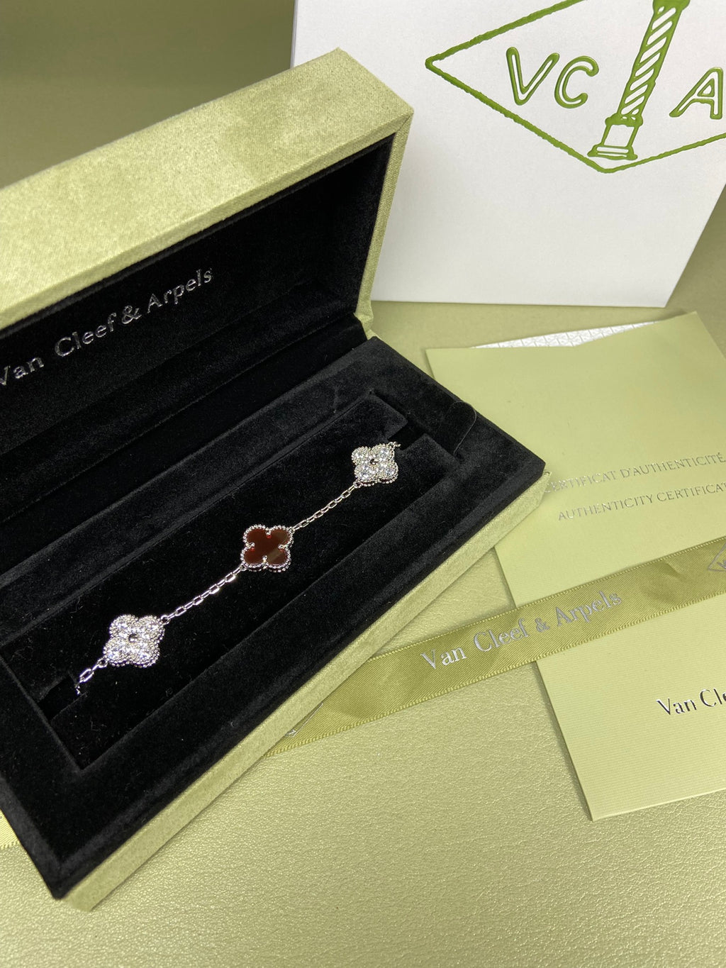 Carnelian and Diamond Five-Flower Bracelet