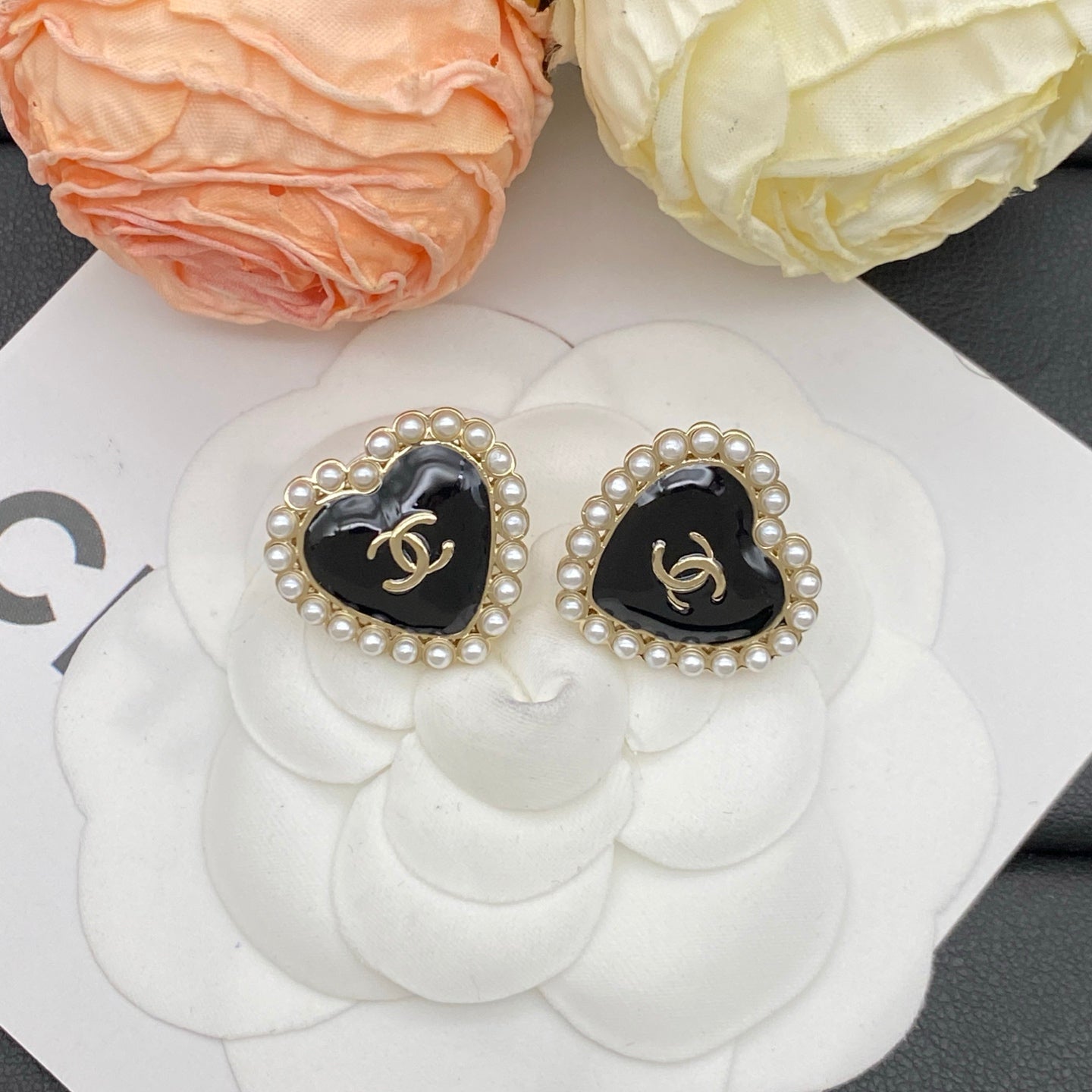 Pearl Halo Heart Pendant Necklace & Stud Earring Set | Enamel Logo | Curb Chain | Black & White