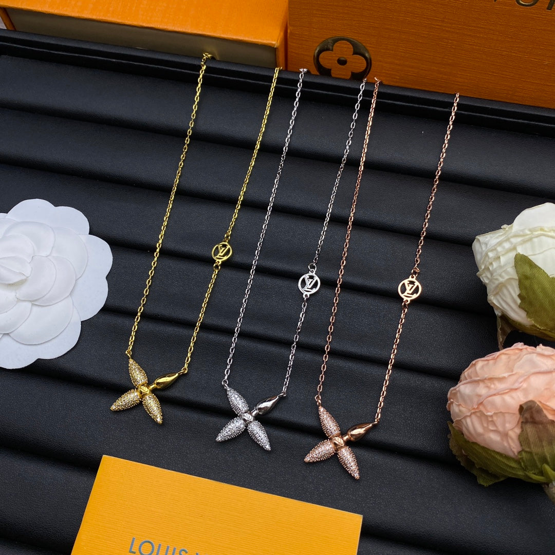 Pavé Four-Petal Marquise Flower & Oval Center Pendant Cable Chain Necklace