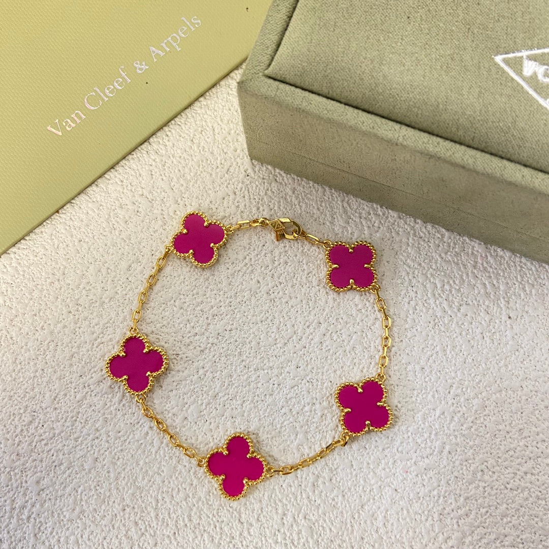 New Rose Pink Five-Flower Bracelet