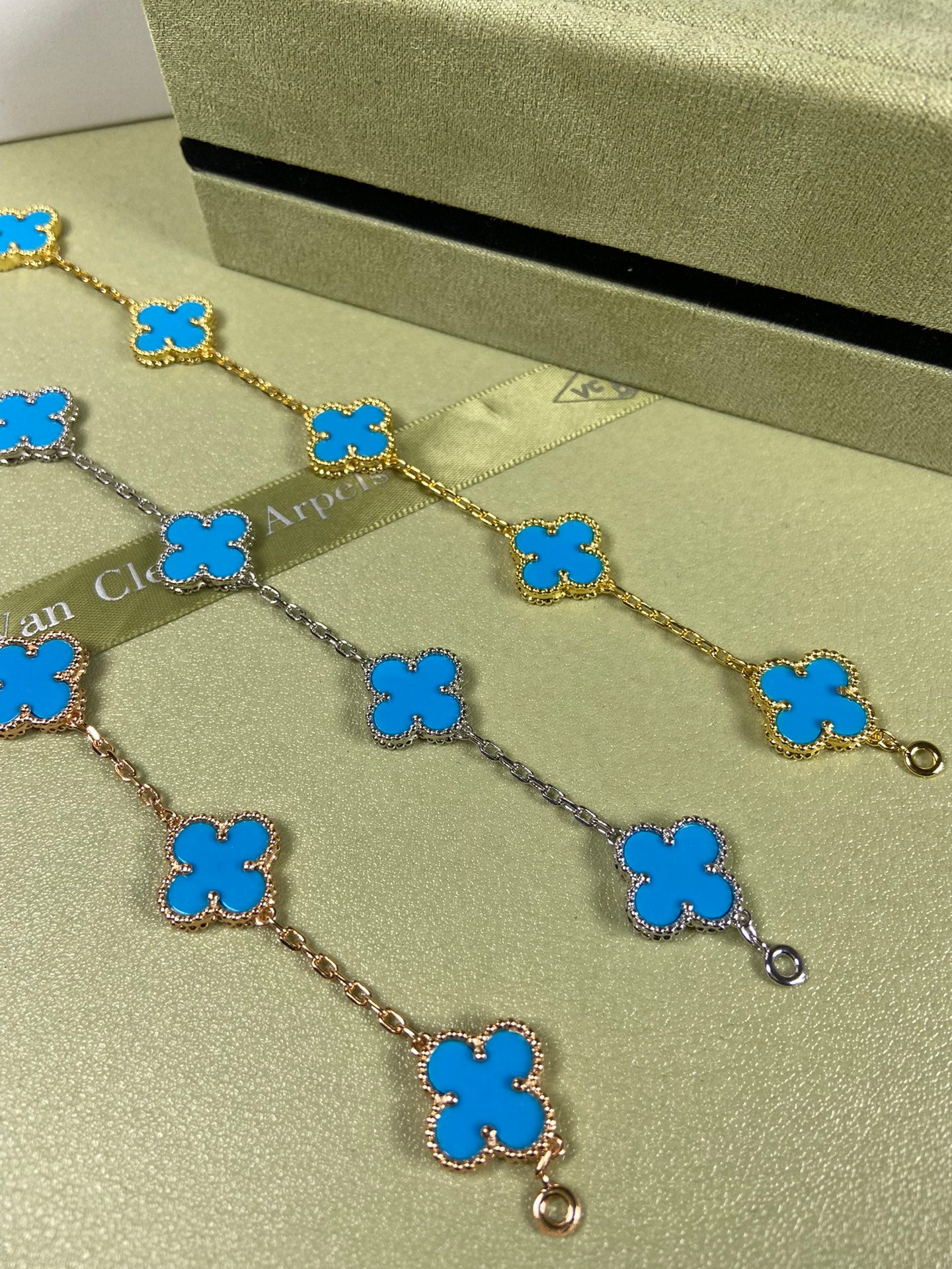 Turquoise Marbled Braceletv v