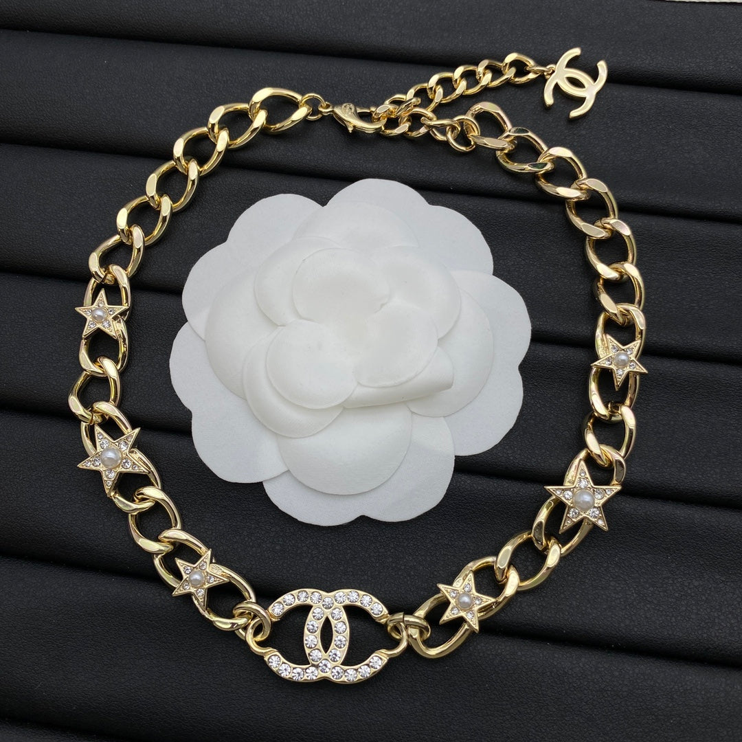 CC Pavé & Pearl Star Chunky Curb Chain Choker Necklace – Gold & Silver