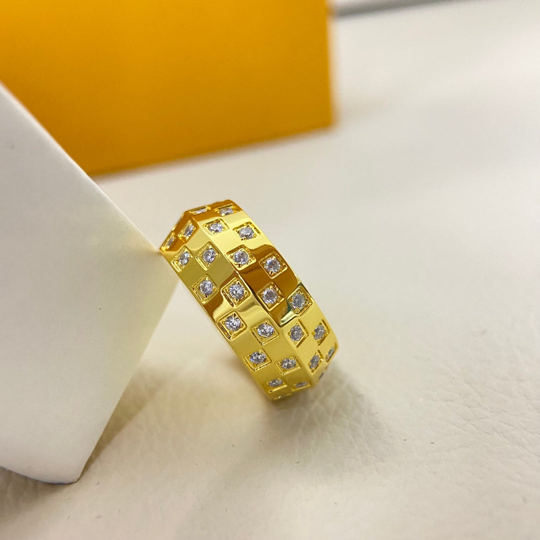 Wide Band Diamond-Studded Chessboard Pattern Ring