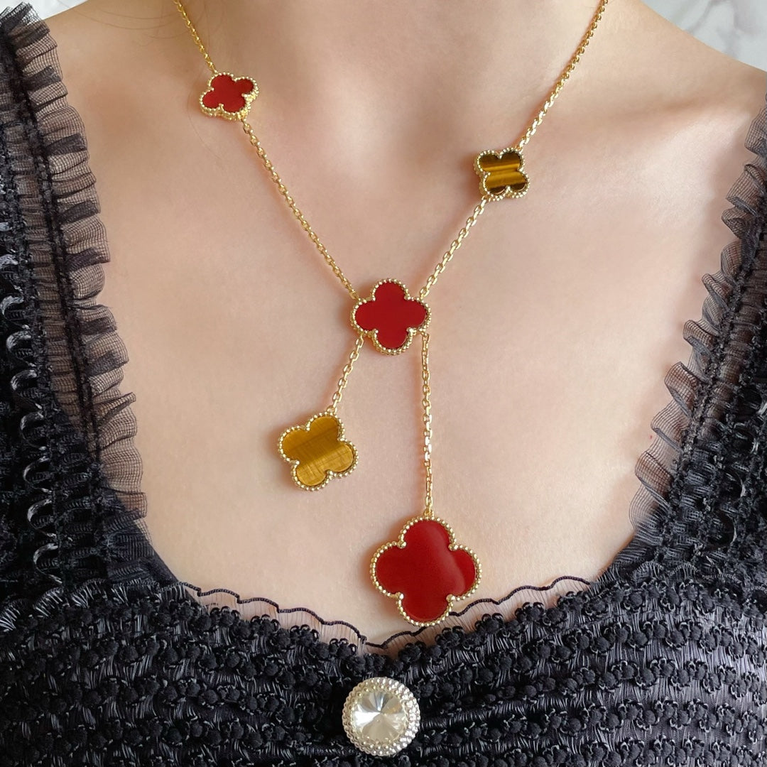 Large and Small Flower Six-Leaf Clover Necklace