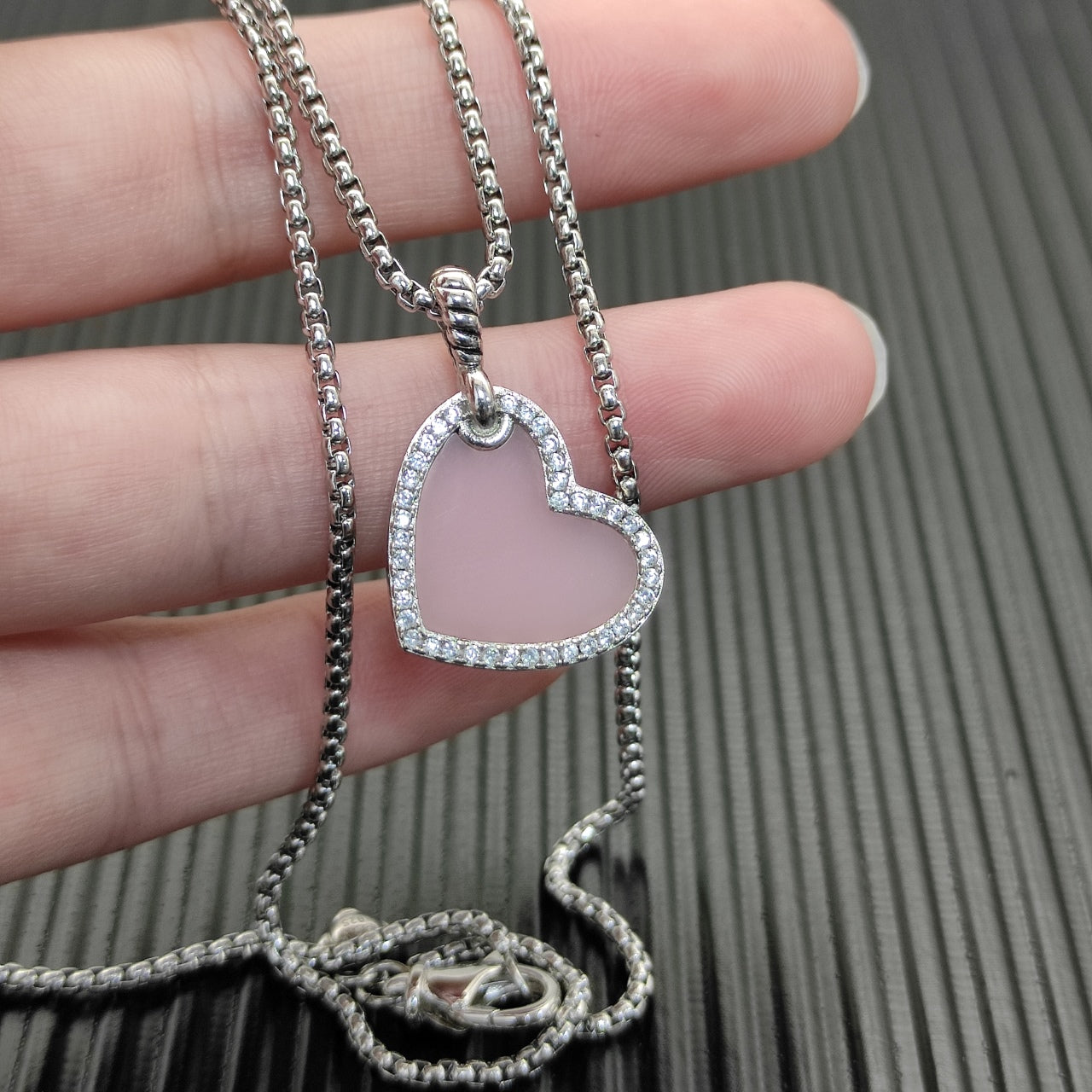 Mother of Pearl Heart Pendant Necklace