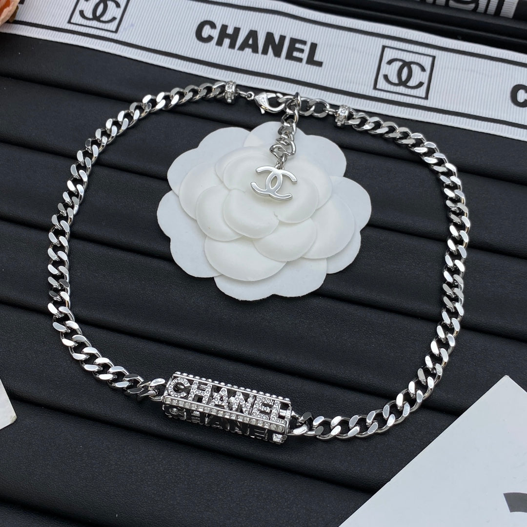 Crystal Letter Bar Pendant Chunky Curb Chain Necklace – Gold & Silver