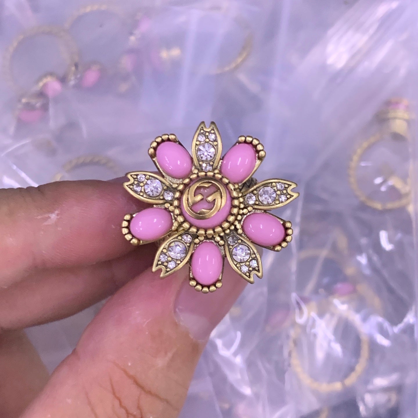 Gold Pearl Daisy Flower Logo Jewelry Set