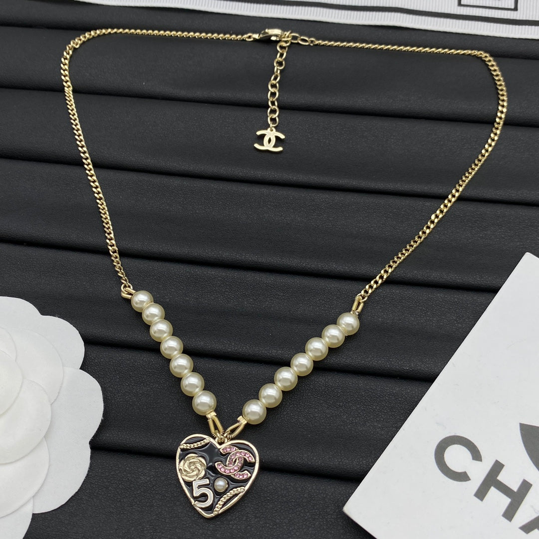 Enamel Heart No.5 CC Charm Pearl & Chain Long Necklace – Black & Pink