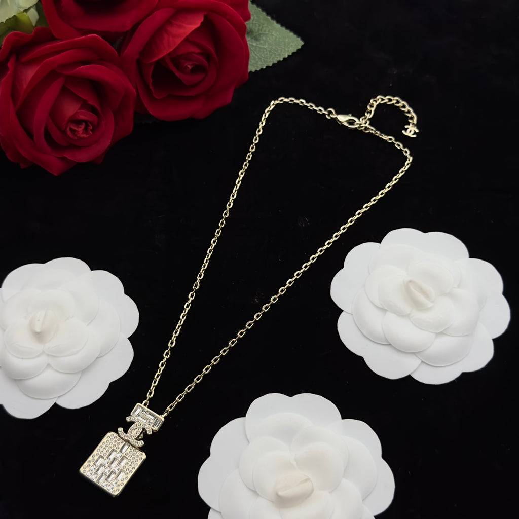 Crystal Perfume Bottle Rectangle Pendant Necklace