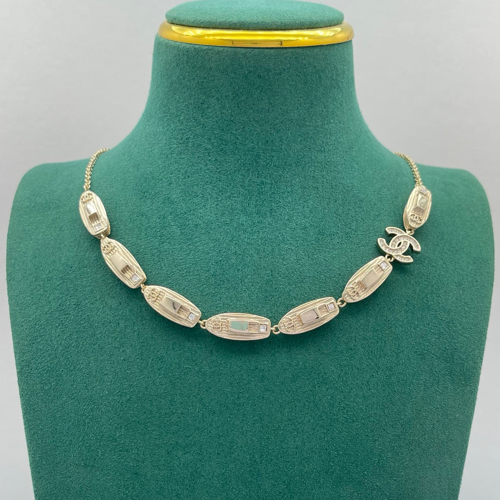 Oval Mother-of-Pearl Station Chain Necklace