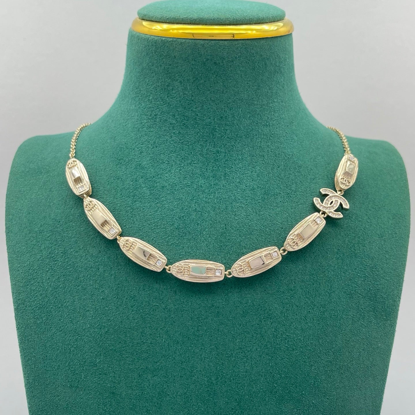 Oval Mother-of-Pearl Station Chain Necklace