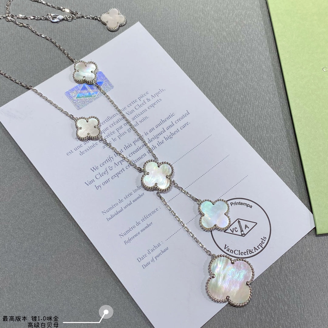 Large and Small Flower Six-Leaf Clover Necklace
