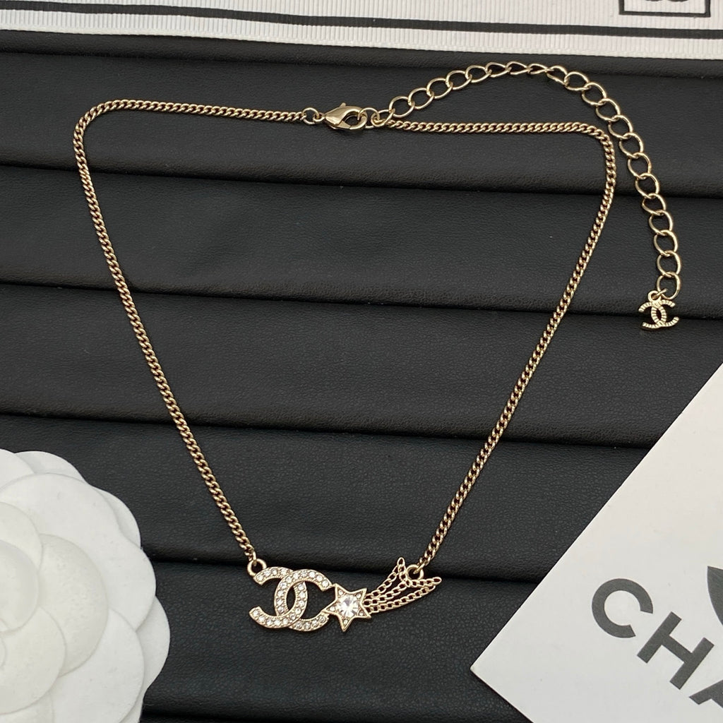 Crystal Double-C Star Shooting Necklace