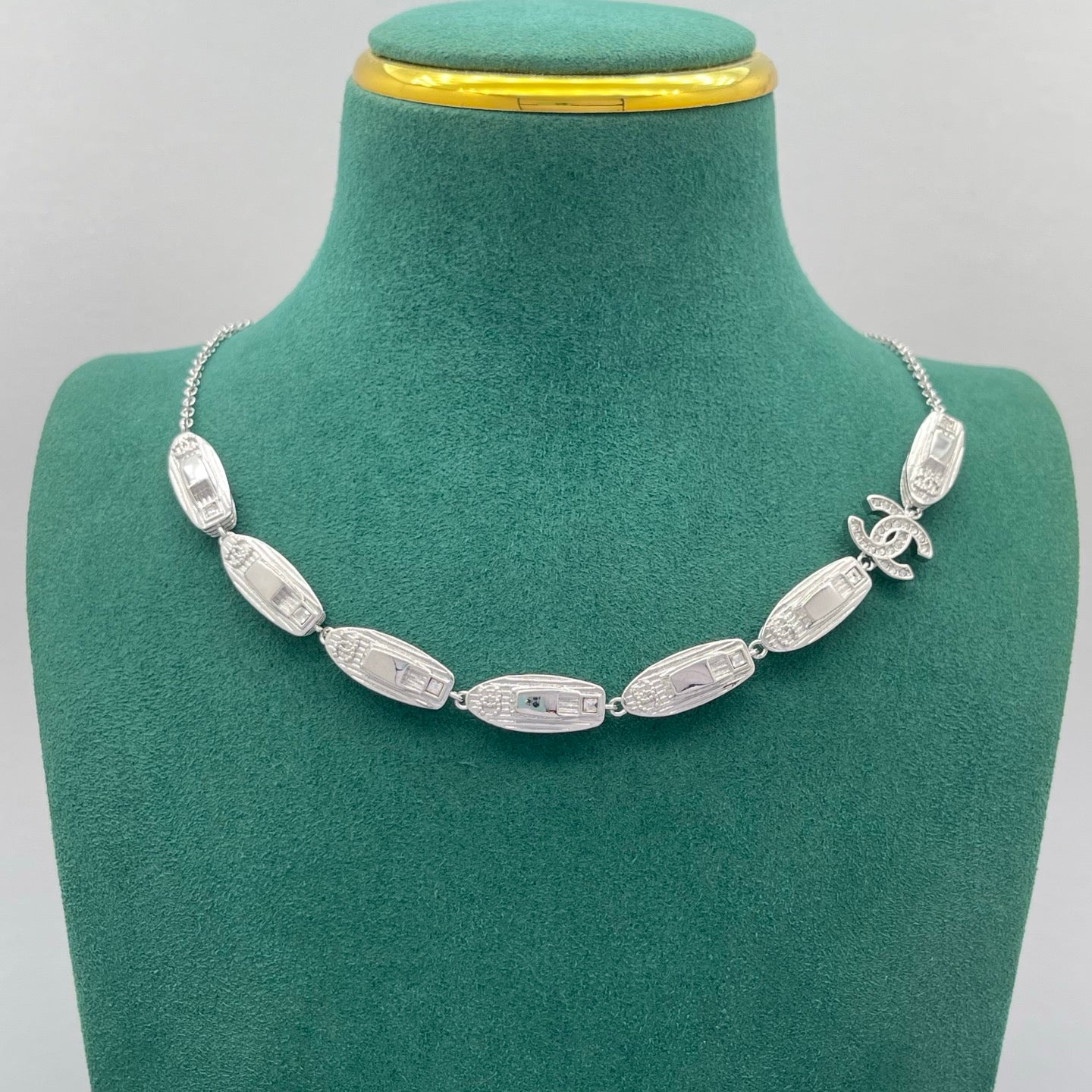 Oval Mother-of-Pearl Station Chain Necklace
