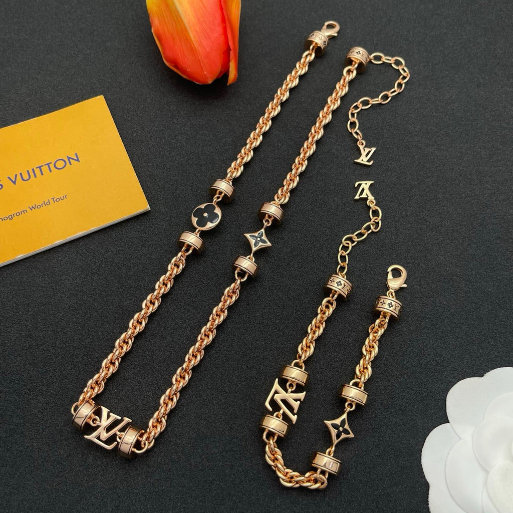 Rope Chain Logo Charm Necklace & Bracelet Set