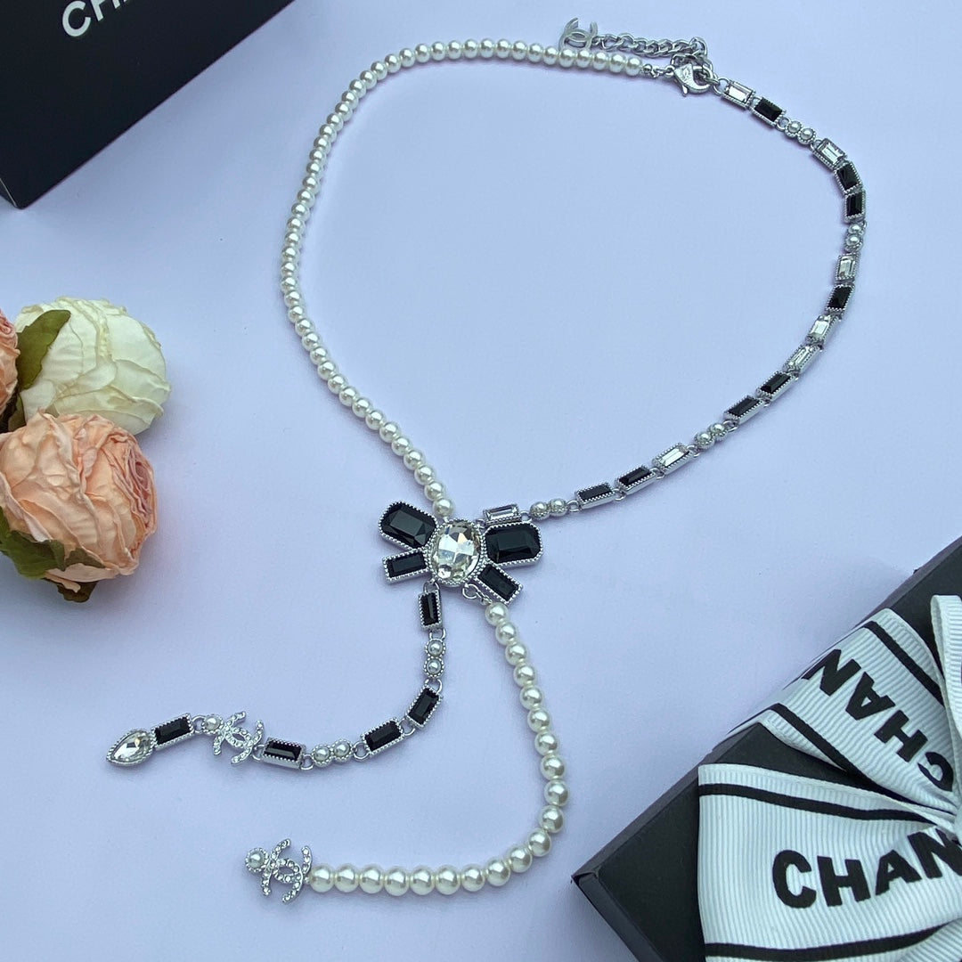 Pearl & Black Crystal Bow CC Tassel Y-Necklace – Gold & Silver