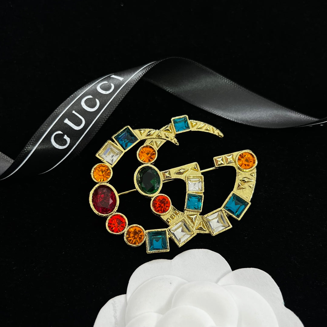 Multicolor Gemstone Logo Chain Jewelry Set