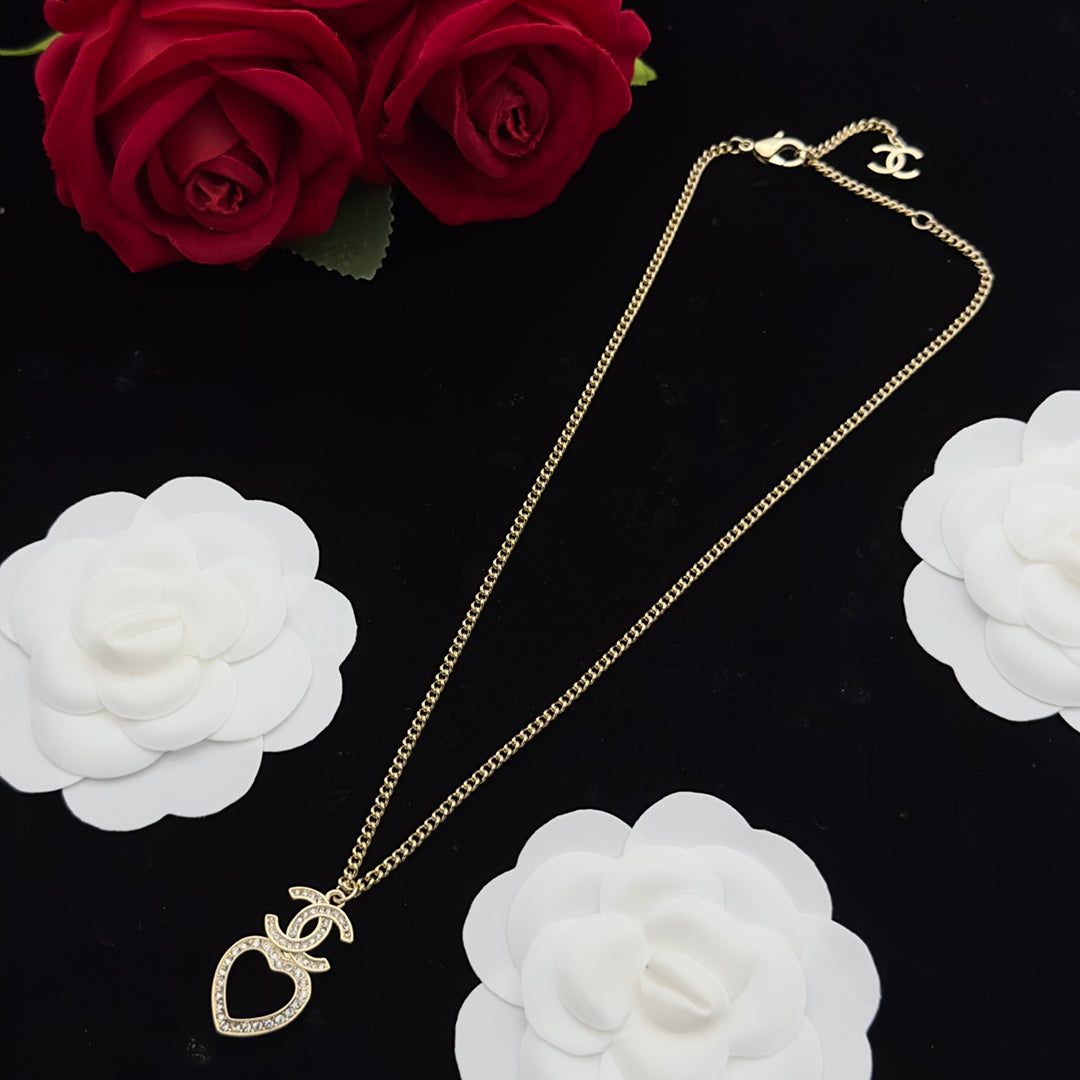Crystal Interlocking Loop & Open Heart Charm Curb Chain Necklace