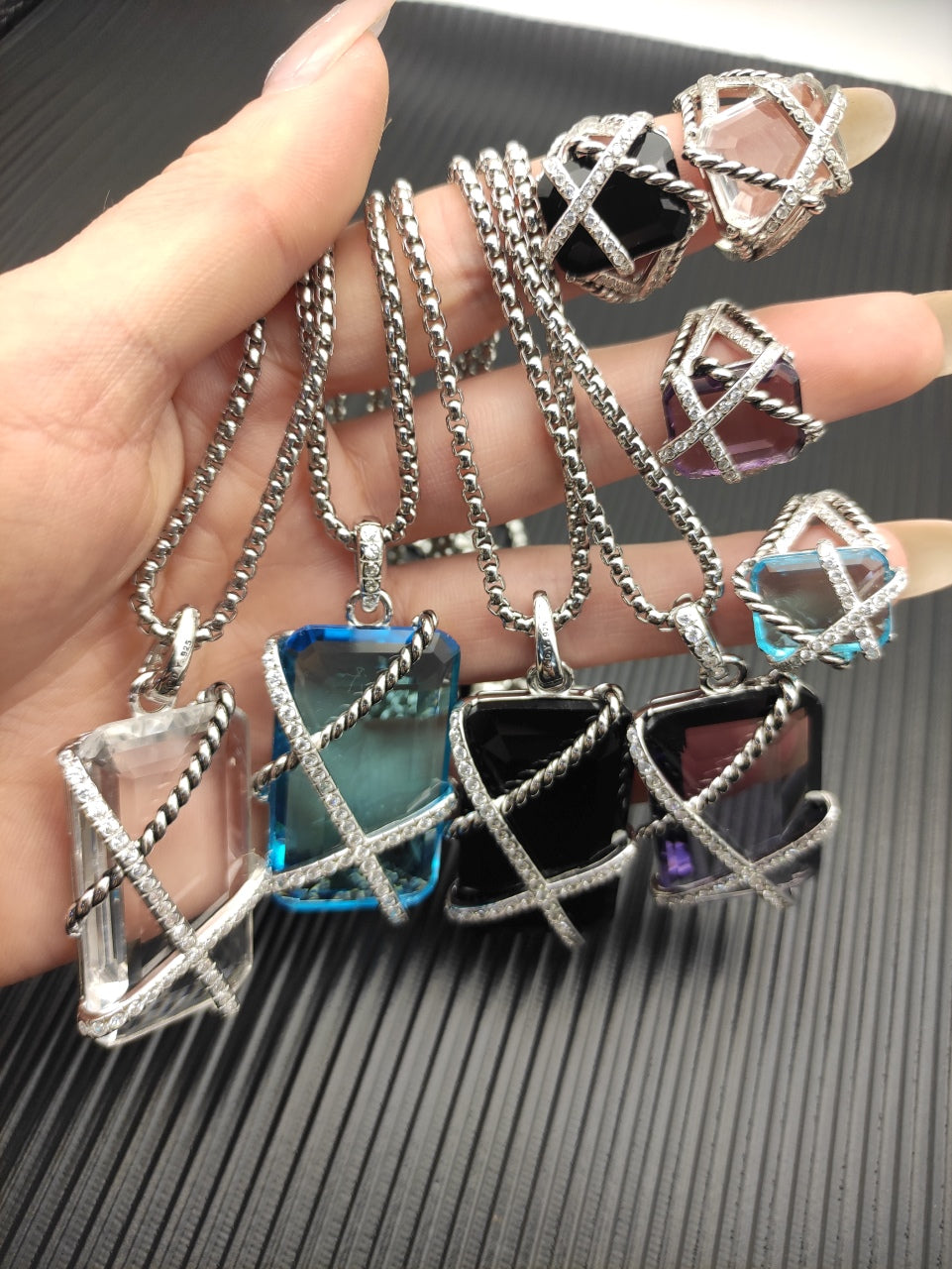Cable X-Frame Cushion Crystal Set