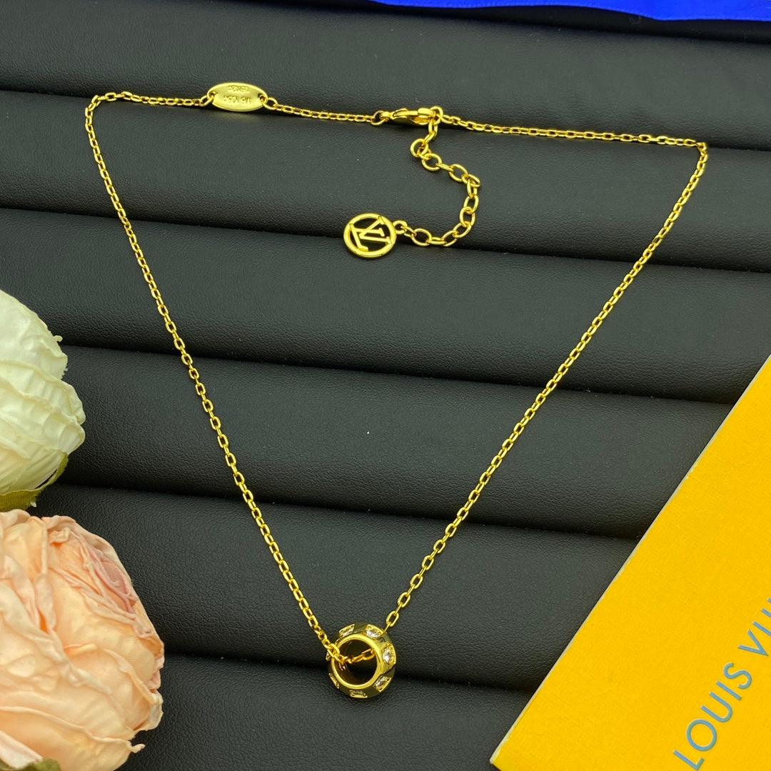 Crystal Studded Barrel Bead Pendant Cable Chain Necklace