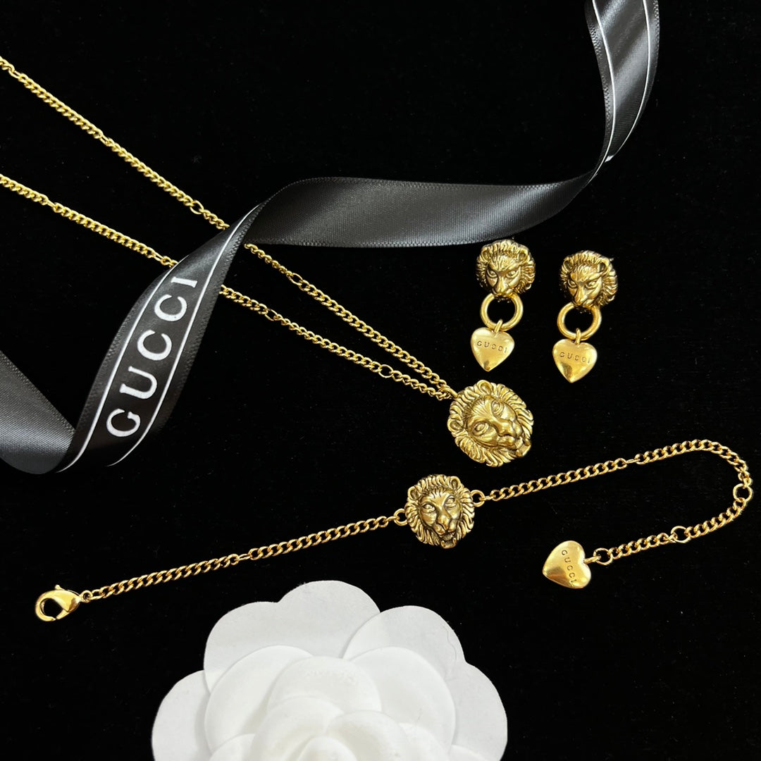 Lion Head & Heart Logo Jewelry Set