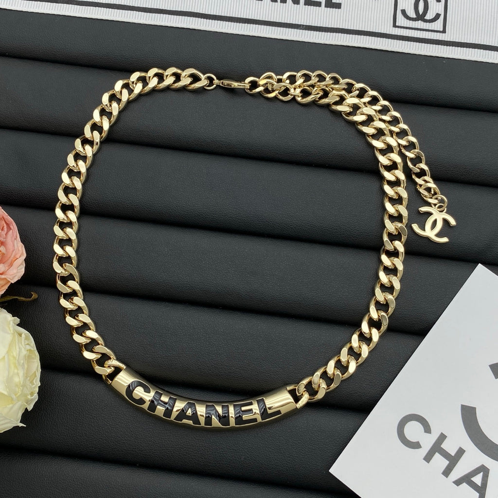 Engraved Chunky Chain Style (Gold/Pink)