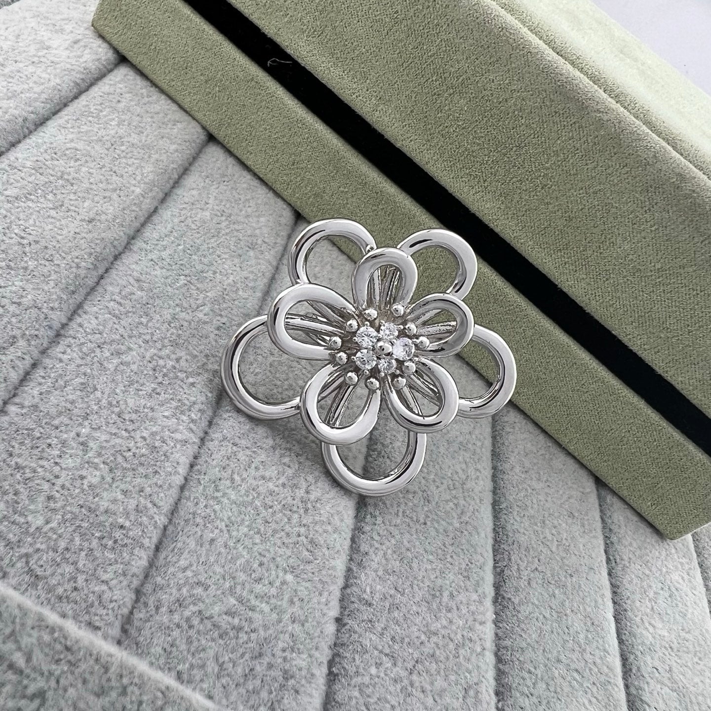 Lace Sunflower Ring