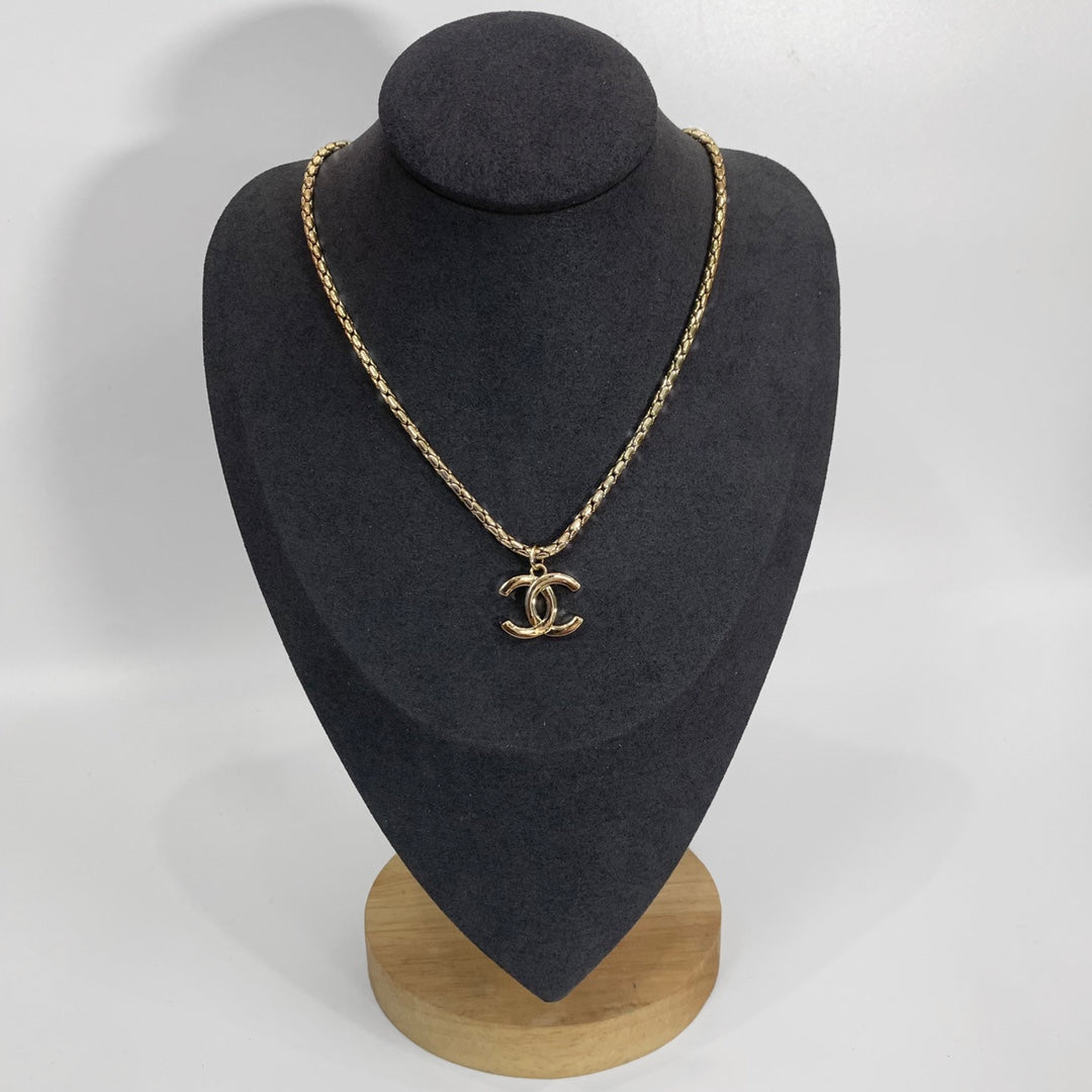 Gold Quilted Snake Chain Double Letter Charm Jewelry Set