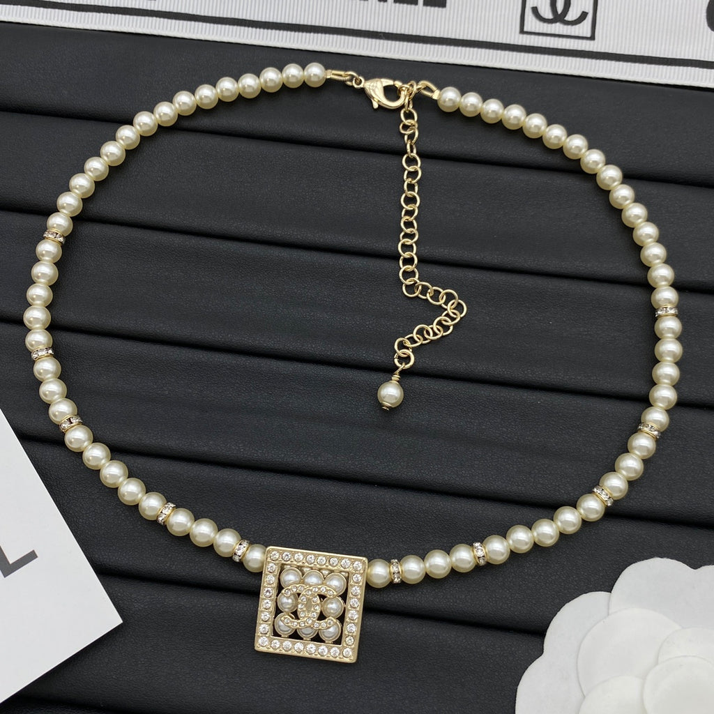 Pearl Strand CC Pavé Square Pendant Necklace – Gold & Silver