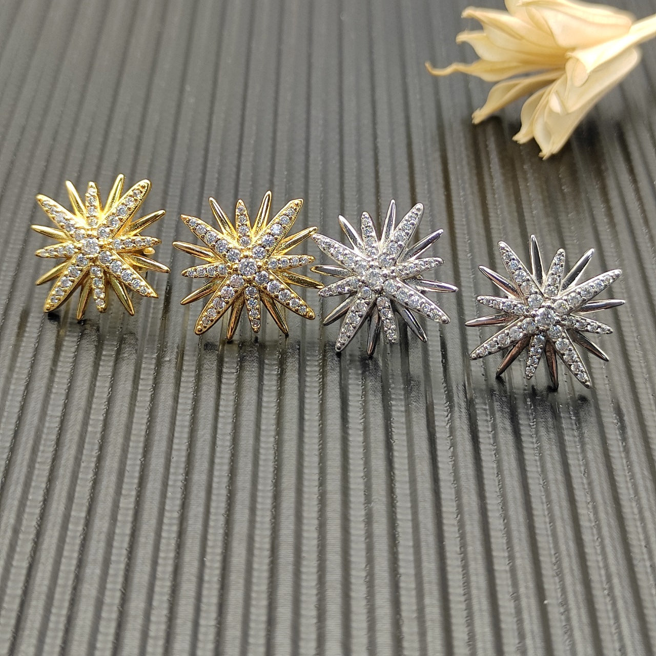 Celestial Starburst Pavé Jewelry Set – Gold & Silver