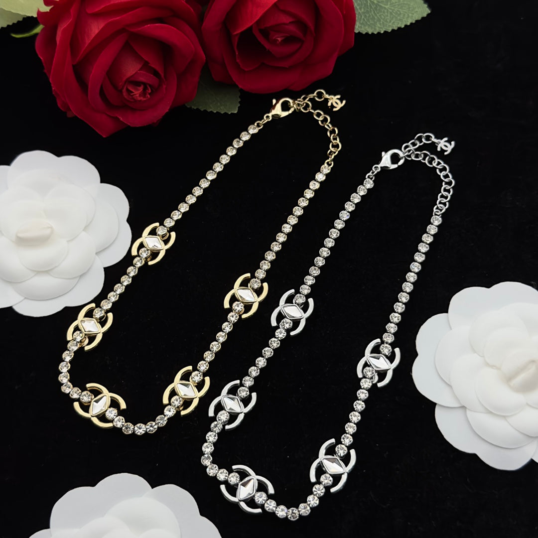 Interlocking Double-Loop Charm Tennis Set
