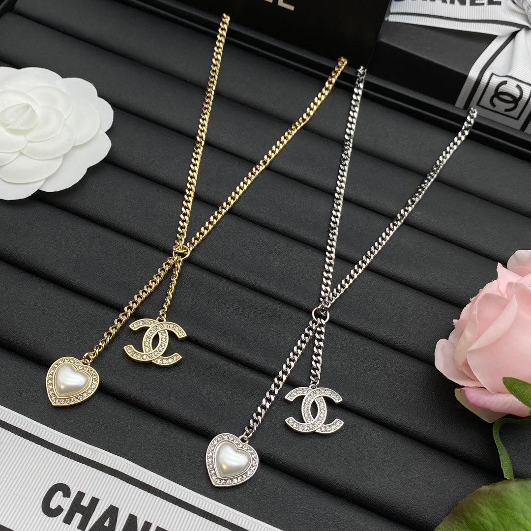 CC Pavé & Pearl Heart Double Charm Curb Chain Necklace – Gold & Silver